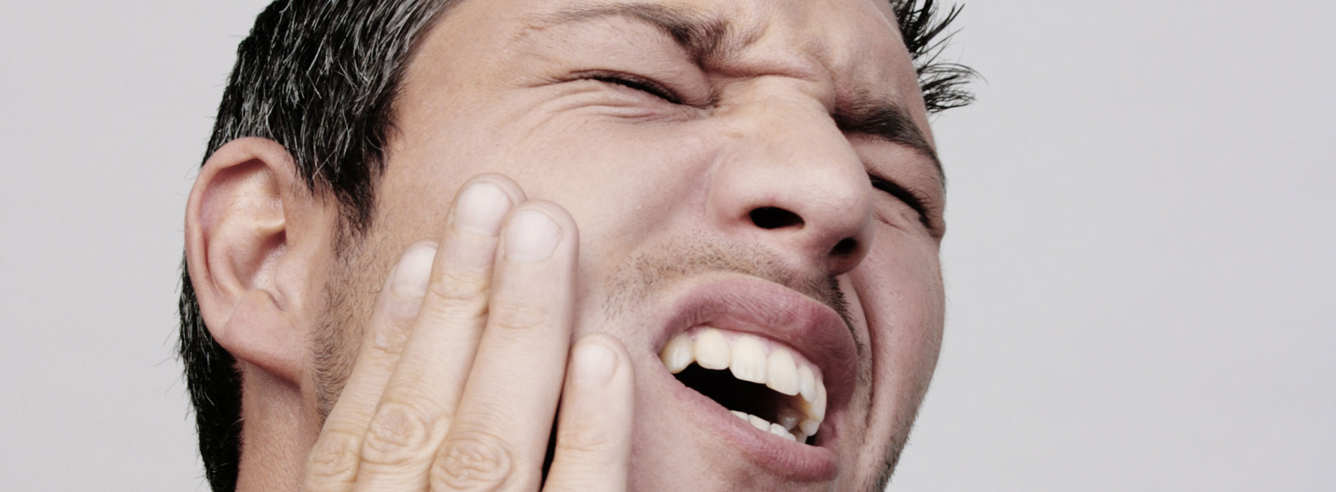 Entzündeter Zahnnerv, Wurzelbehandlung, Wurzelspitzenresektion